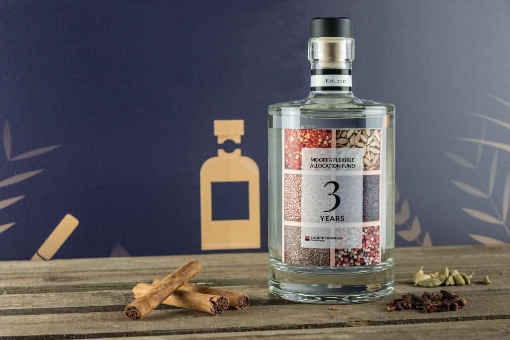 Fles gin voor klanten van bedrijf als relatiegeschenk cadeau