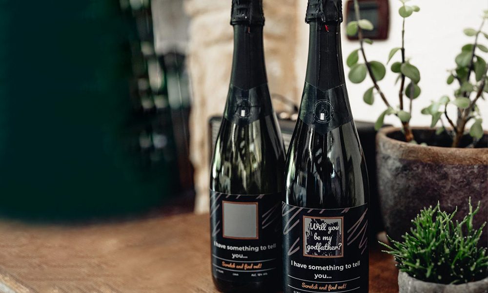 cava bottles with scratch layer